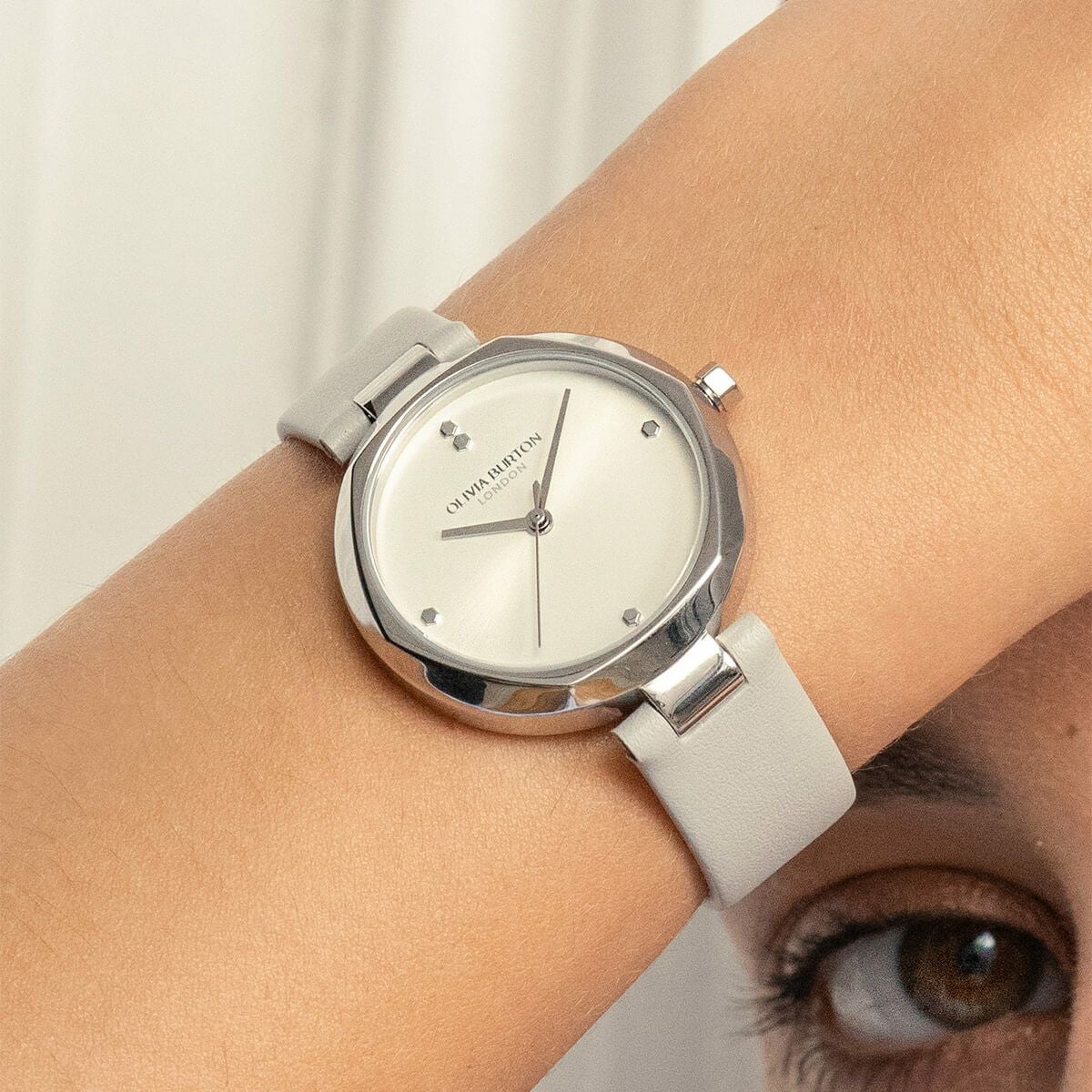 オリビア・バートン日本公式オンラインストア | OLIVIA BURTON